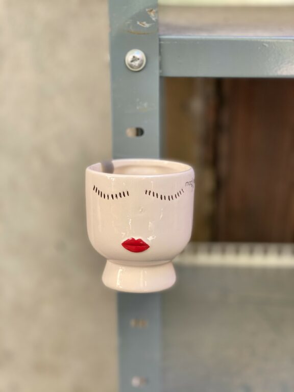 Zdjęcie doniczki lub oslonki: Osłonka sliping lady 6x7 cm, ujęcie 1