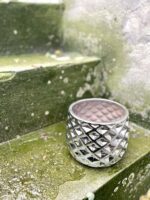 Zdjęcie doniczki lub oslonki: Osłonka Pinapple Silver 12x12 cm, ujęcie 3