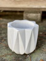 Zdjęcie doniczki lub oslonki: Osłonka Industrial White 11x13 cm, ujęcie 1