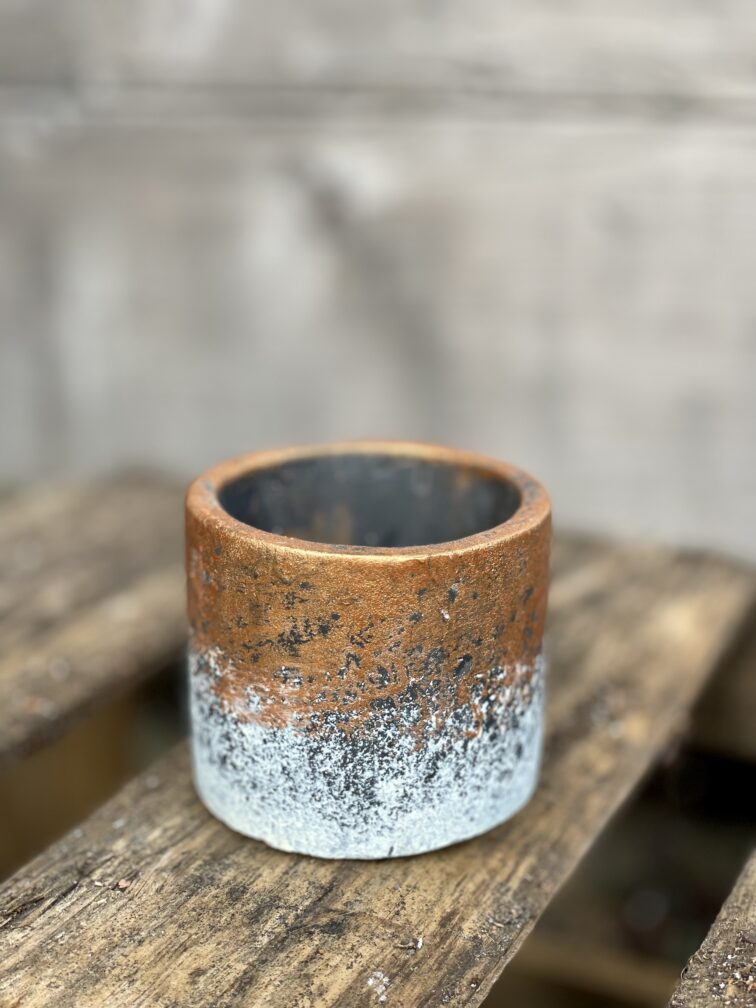 Zdjęcie doniczki lub oslonki: Osłonka Bronze 6 × 6 cm, ujęcie 1
