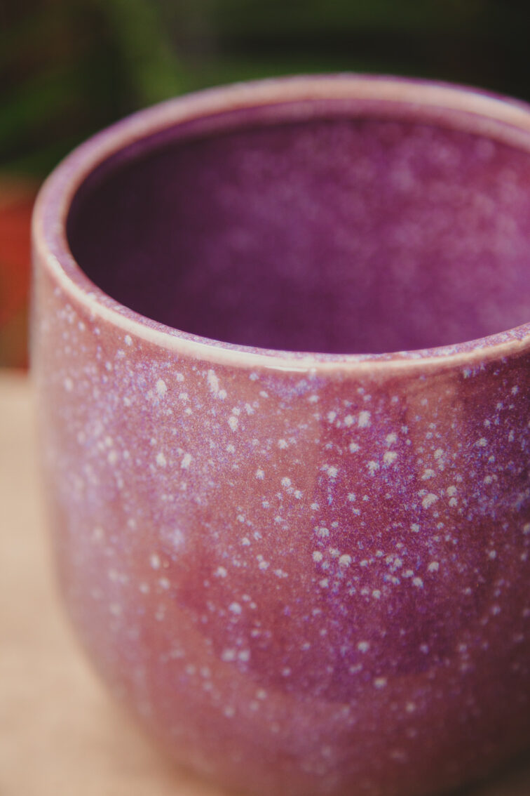 Zdjęcie doniczki lub oslonki: Osłonka Purple Rain 12 × 13 cm, ujęcie 2